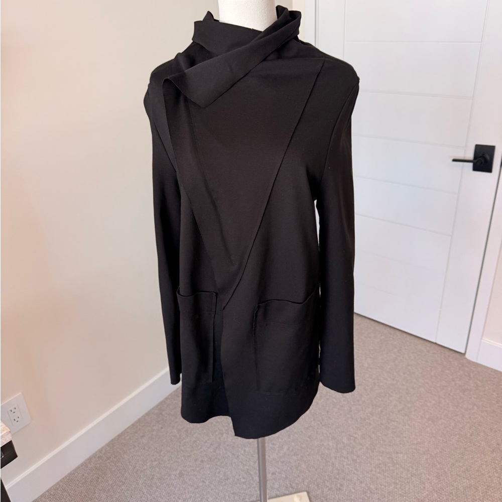 Ruti - The Foundation Jacket - Picture 3 of 12